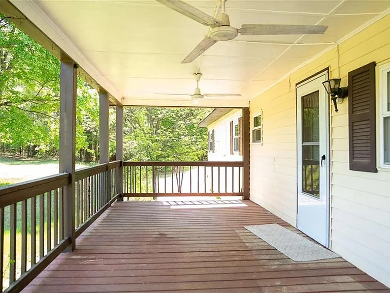 3131 Langley Rd — Photo 9