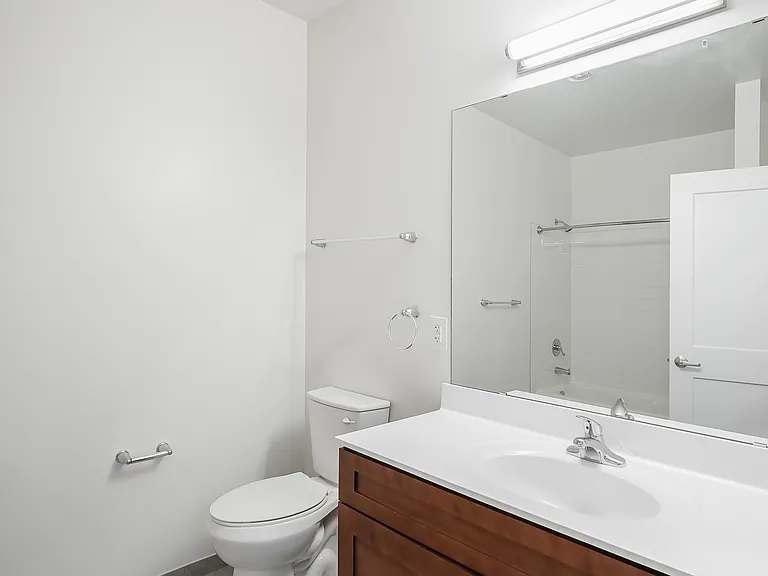 The Lodge at Autumn Willow 55+ Apartment Homes — Photo 48