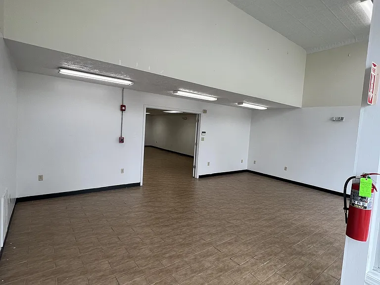 225 Mercer St #1 — Photo 8