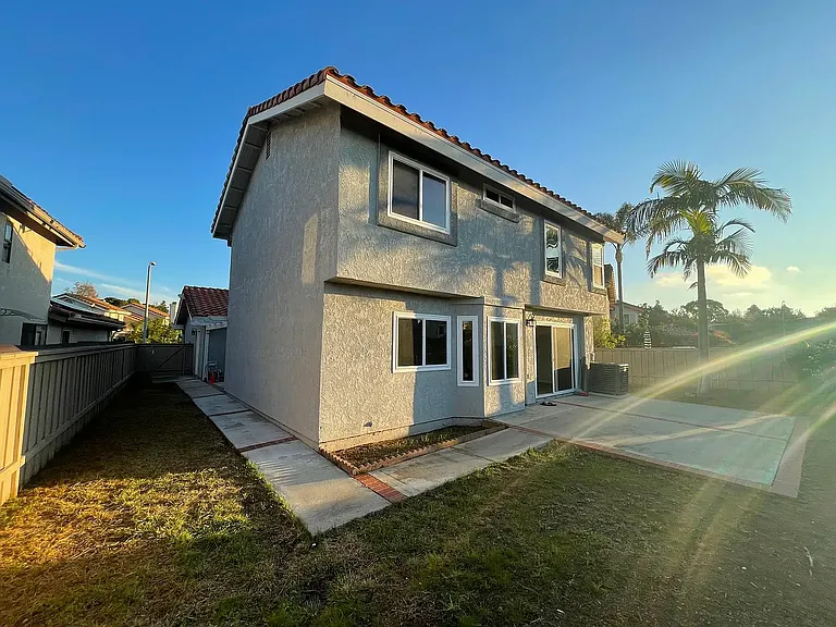 7210 Fargate Ter — Photo 20