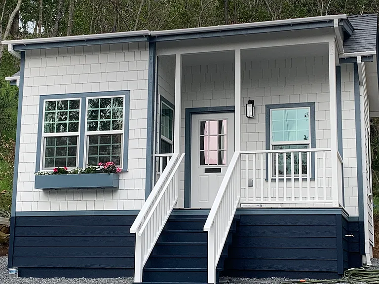 563 Atherton Ave — Photo 11