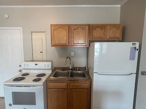 5th image of 9 S Galeston Ave #9