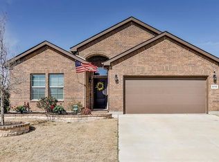 9312 Silver Dollar Dr, Fort Worth, TX 76131