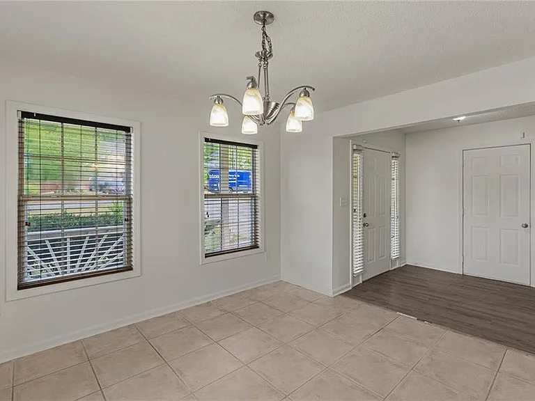 3003 Brass Dr — Photo 4