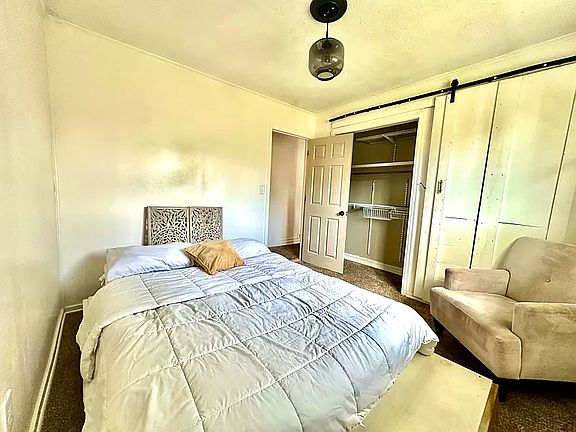 2nd image of 1205 Octavian Cir