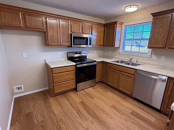 4th image of 5717 S Shiloh Battle Court