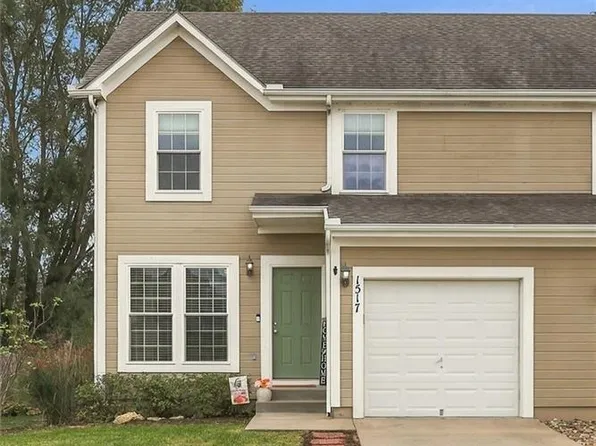 1517 S 5th East St, Louisburg, KS 66053