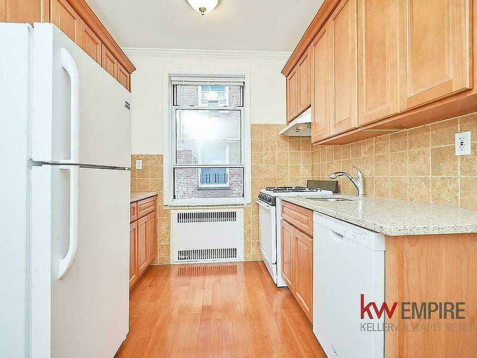 1st image of 2249 Ocean Ave APT 1E