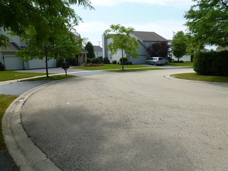 2nd image of 719 Kaiser Ct