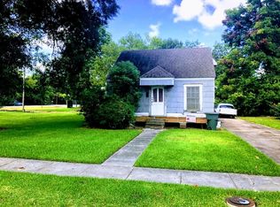 3880 Brandon St, Beaumont, TX 77705