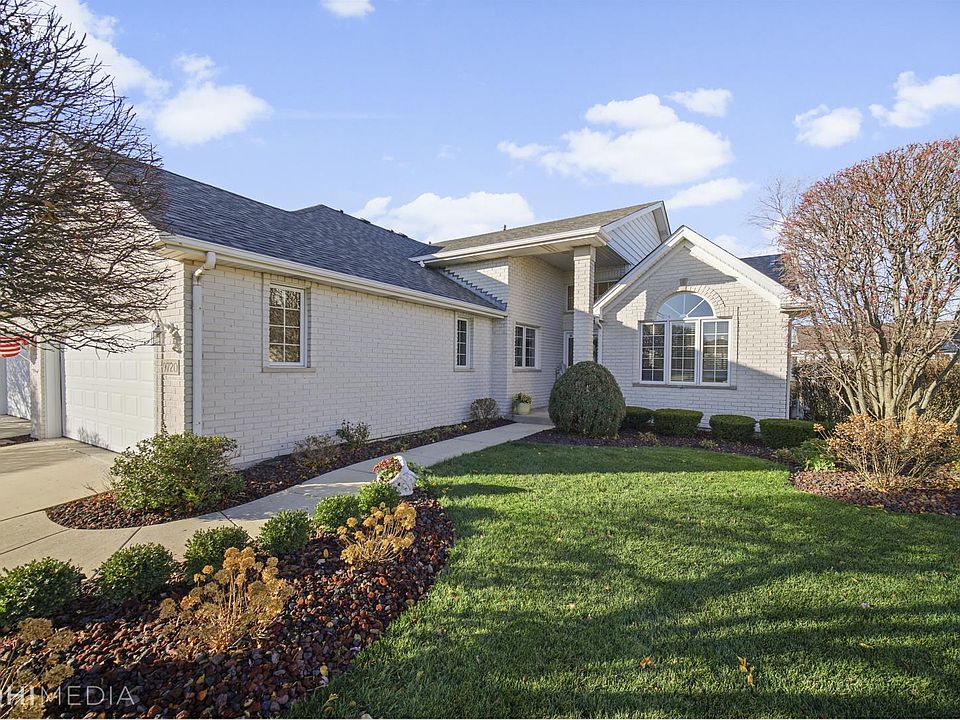 1st image of 9720 Hummingbird Hill Dr