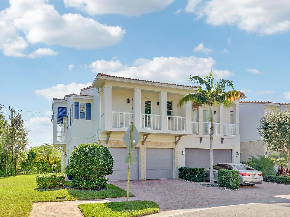 1st image of 100 NW 69th Cir Unit 71