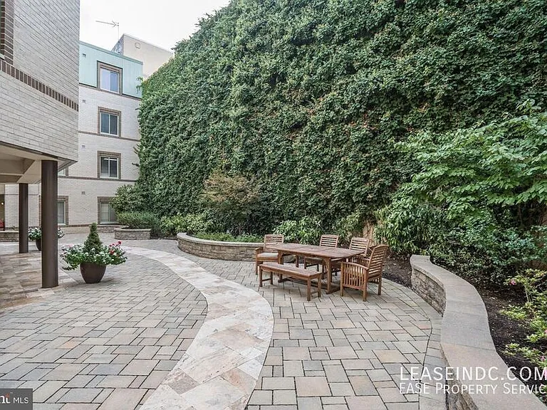 2141 Wisconsin Ave NW #D2 — Photo 21