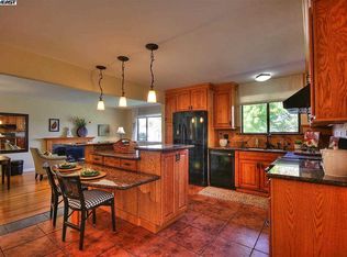 38833 Hygelund Dr, Fremont, CA 94536