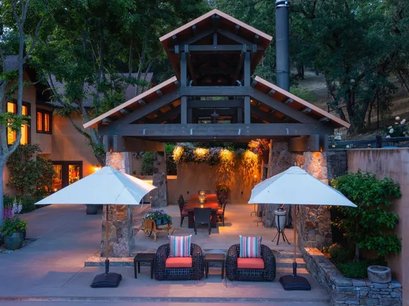 1250 Oakwood Lane, St. Helena, CA 94574