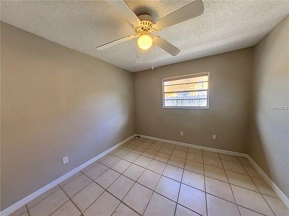 5th image of 8510 Alveron Ave