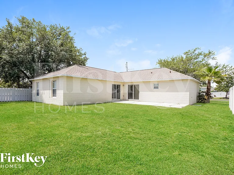 729 Pincon Ln — Photo 12