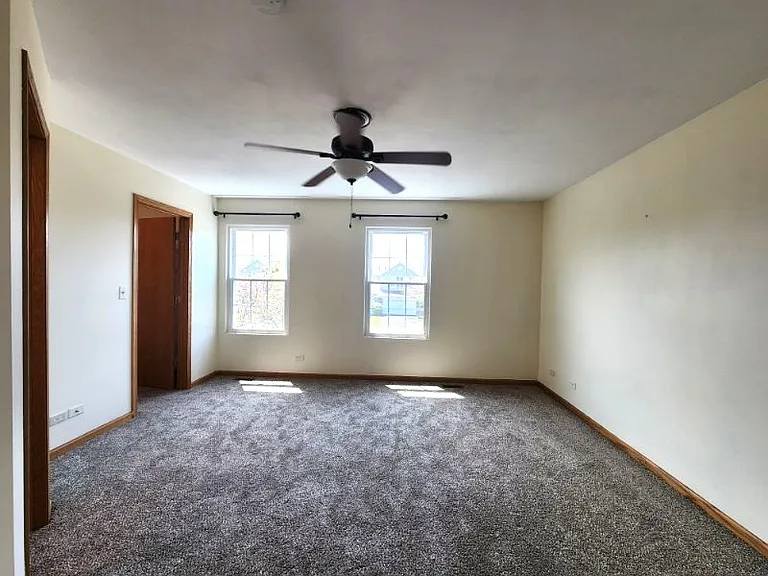 1804 Parkside Dr — Photo 7