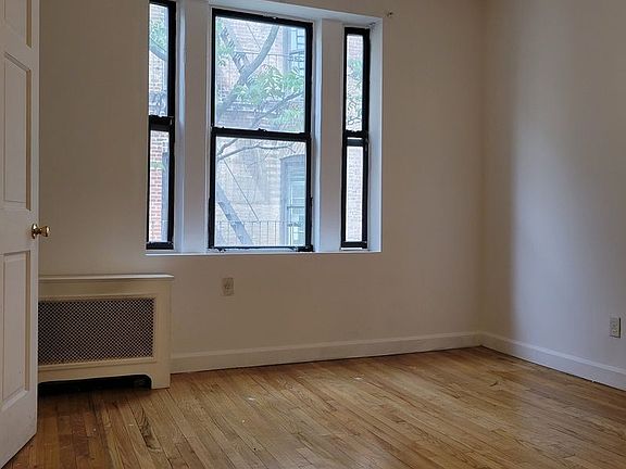 5th image of 435 Fort Washington Ave #4A