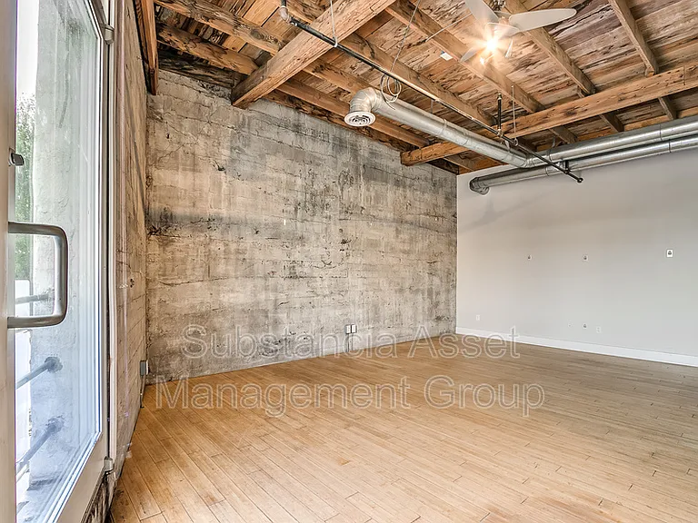 222 E Main St #B — Photo 20