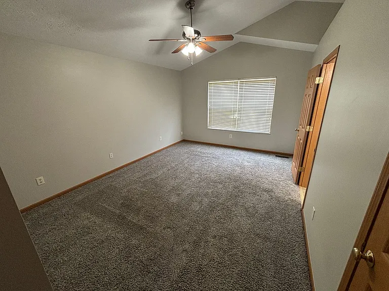 544 Sycamore Creek St — Photo 24