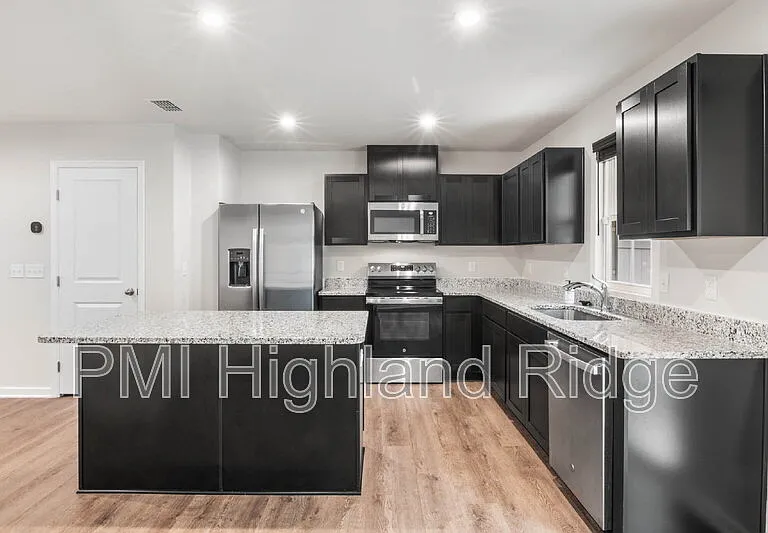 828 Knox Crest Dr — Photo 4