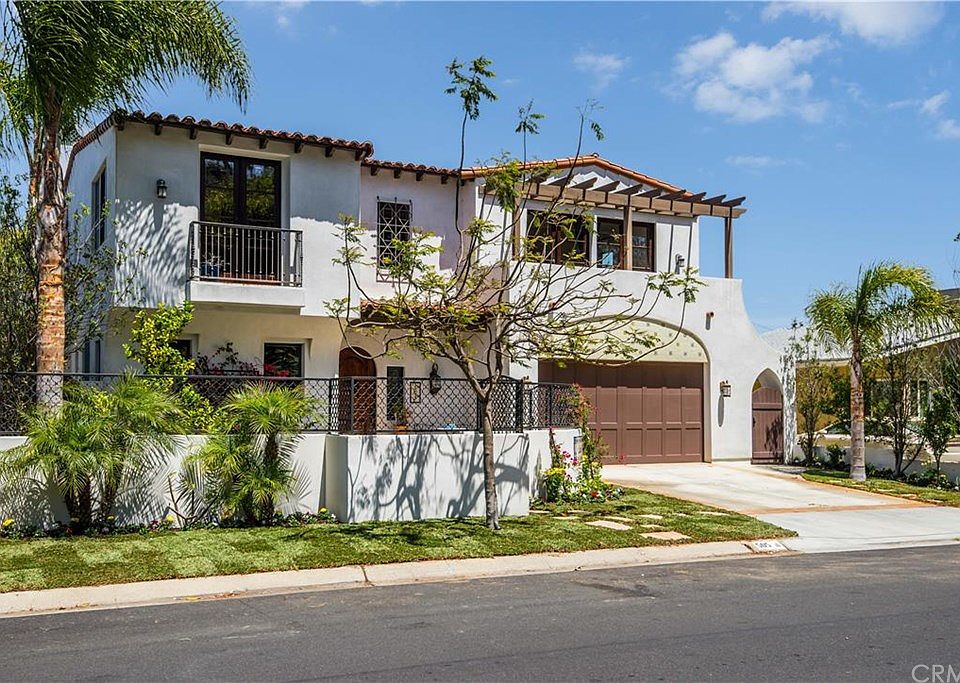1st image of 505 Calle De Arboles