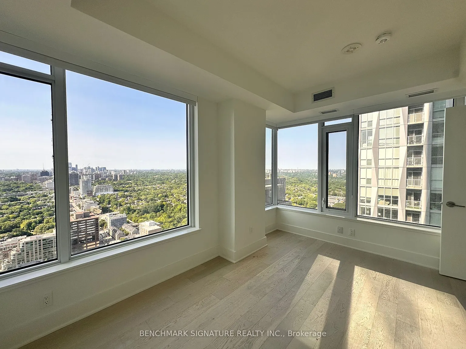 2 bed, $4,600 — Photo 4