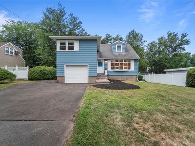 176 Quaspeck Boulevard, Valley Cottage, NY, 10989