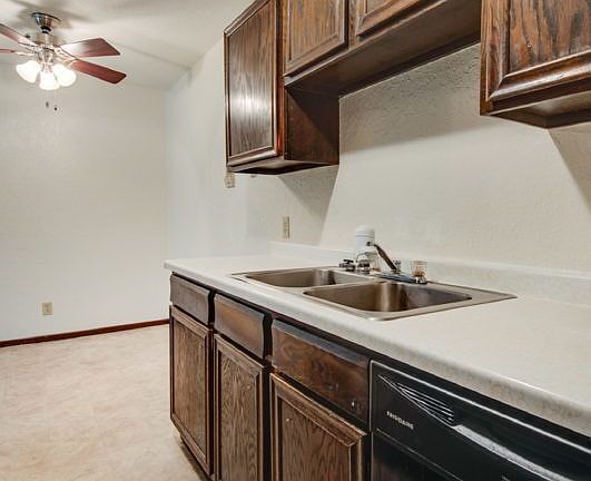 2nd image of 330 2nd Ave S APT 129