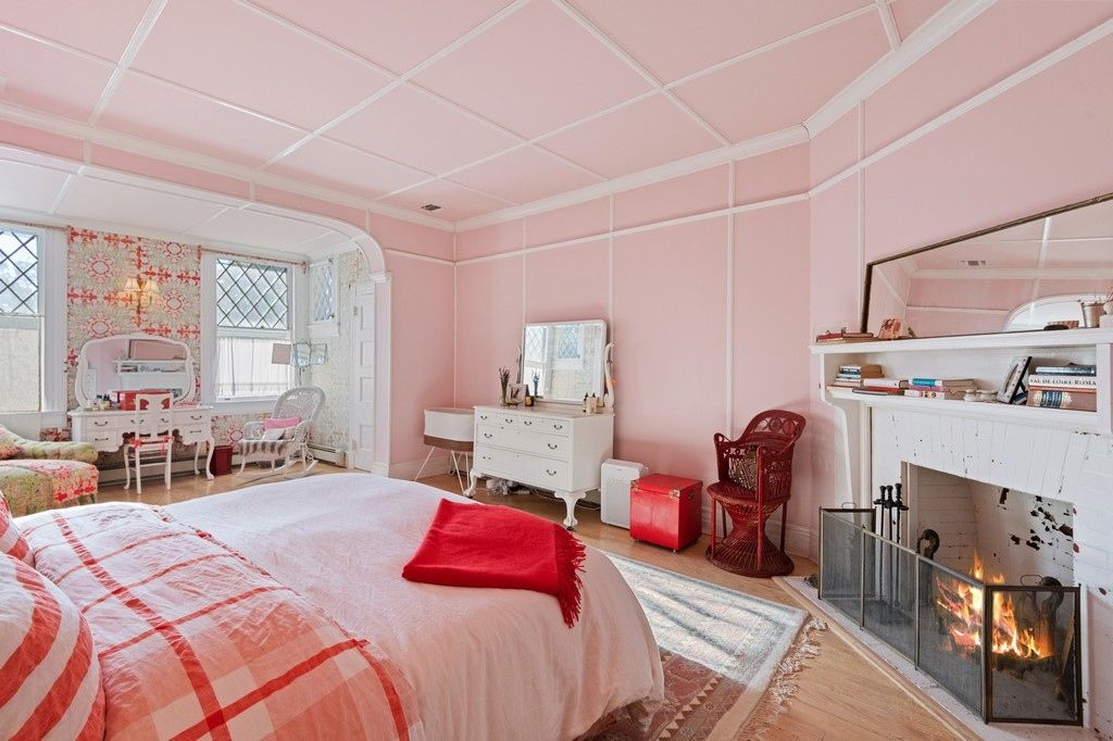  PRIMARY EN-SUITE BEDROOM