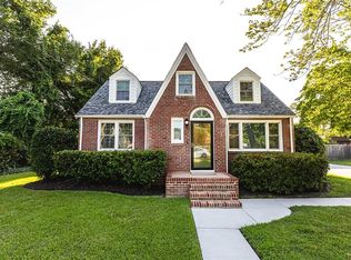 1219 Hawthorne Dr, Chesapeake, VA 23325