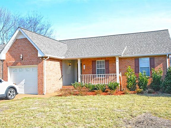 2nd image of 105 Dogwood Pl