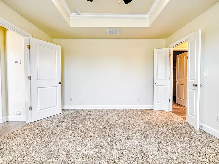 3100 Pebble Pond Dr — Photo 34