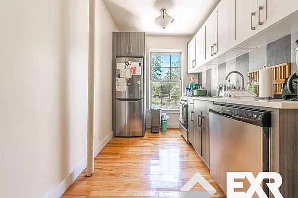 1st image of 218 New York Ave #4
