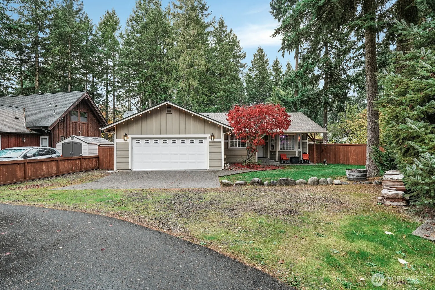 18305 Parkcrest Court SE photo 1