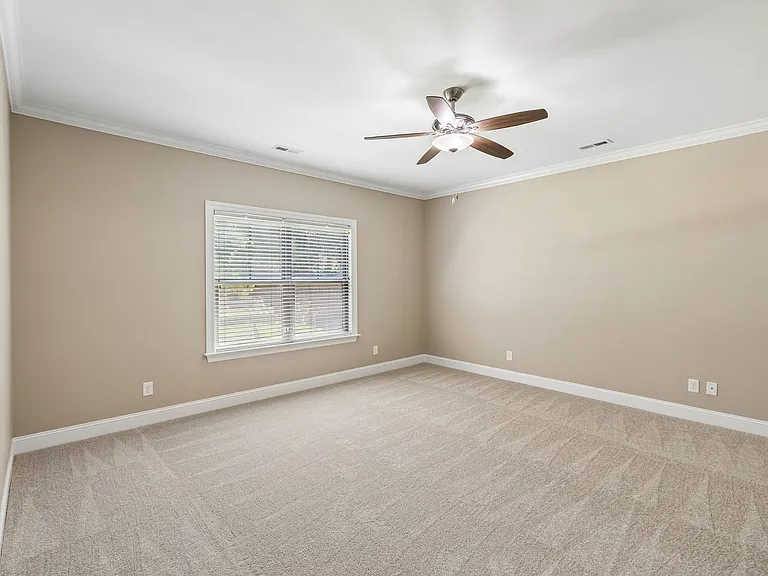 5425 Bungalow Cir — Photo 27