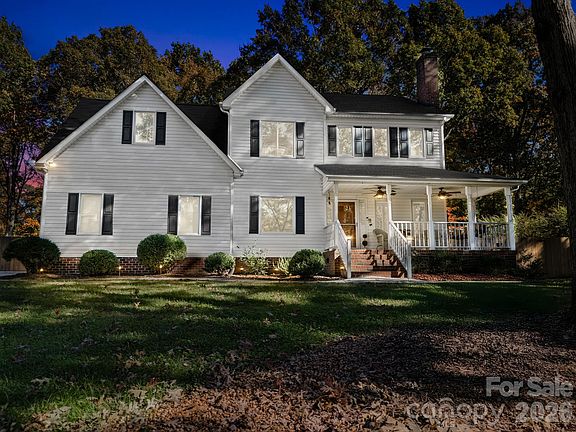 2nd image of 16014 Virginia Lee Ct