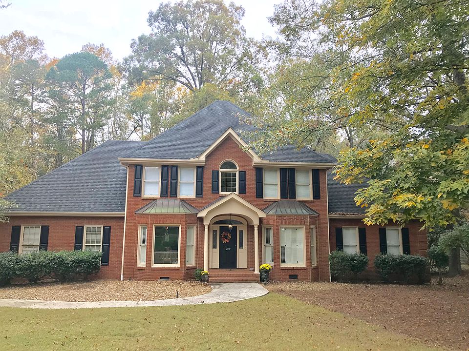 1st image of 209 Terra Woods Ln