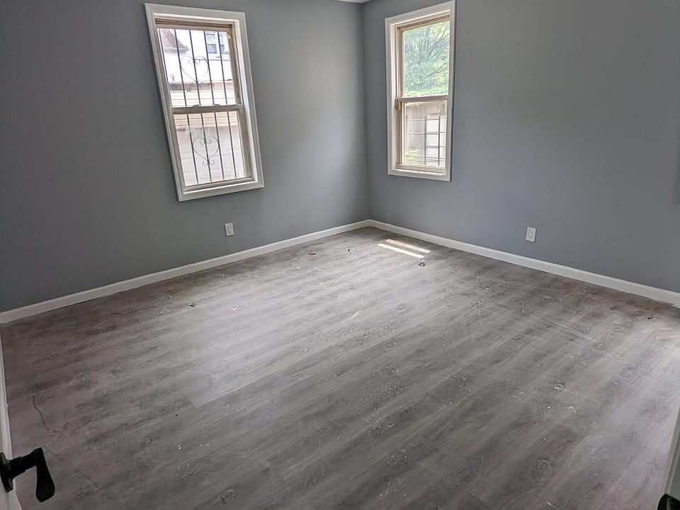 1st image of 242 Schley St Floor 2