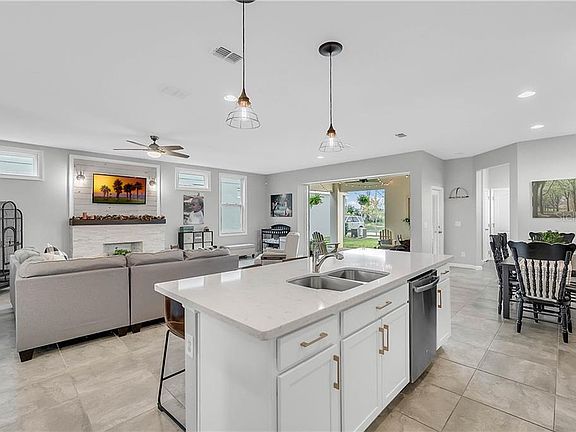 3rd image of 15207 Murcott Blossom Blvd