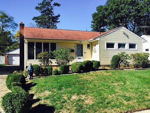 2nd image of 430 Cedar Ln