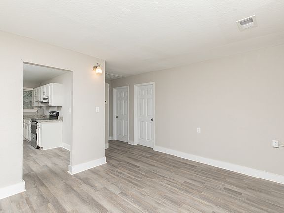 5th image of 5017 Georgia Rd Unit 3