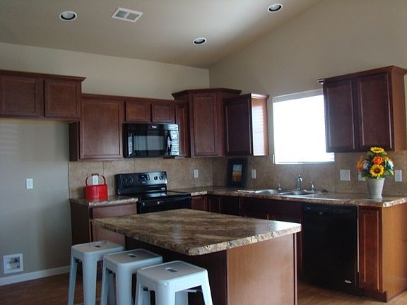 3rd image of 3170 1/2 Glendam Dr