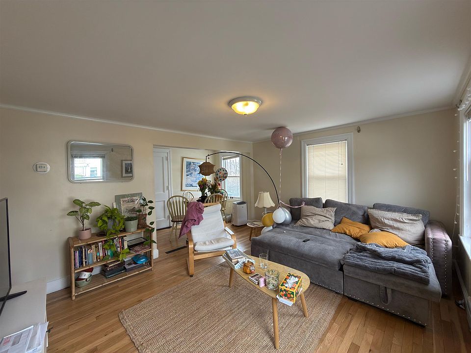 1st image of 28 Linden Ave #1A-201