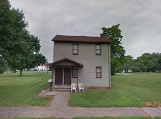 1034 N 7th St APT 03, Terre Haute, IN 47807