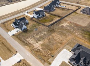 16718 S 2nd East Pl, Glenpool, OK 74033