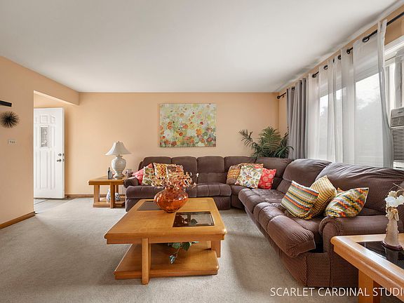3rd image of 406 N Gerard Ave