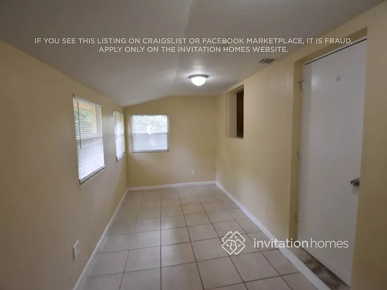6315 SW 24th St — Photo 9