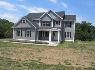 43 Ross Farms Rd, Rockfall, CT 06481